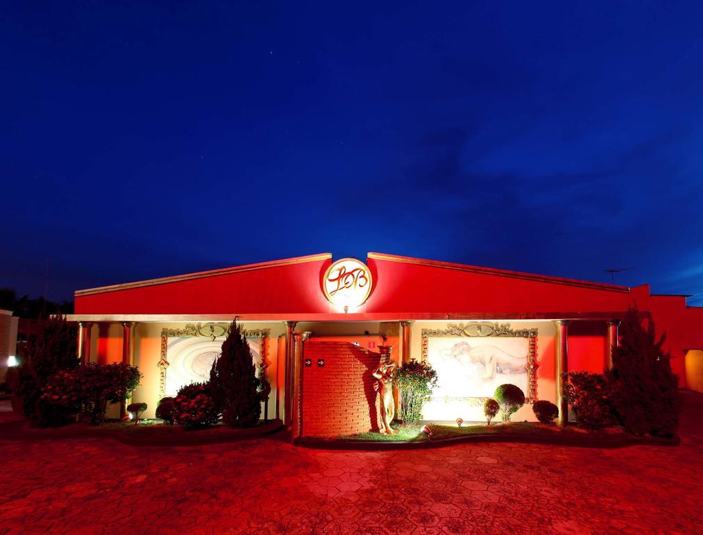 Hotel & Motel Le Baron (Adults Only) Pôrto Ferreira Εξωτερικό φωτογραφία