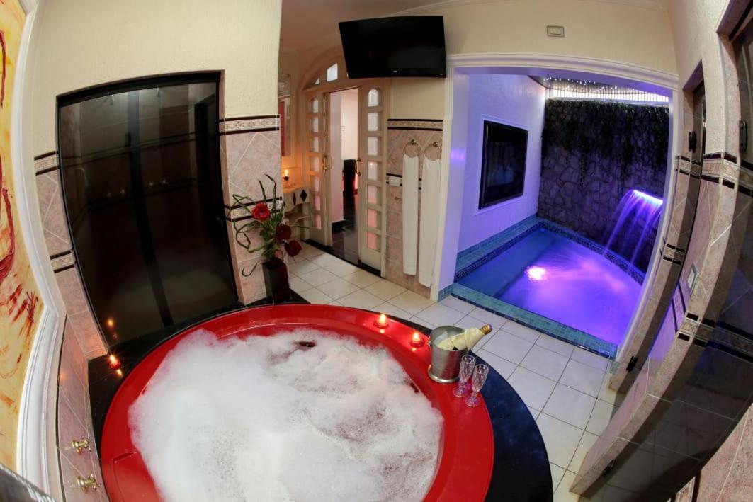 Hotel & Motel Le Baron (Adults Only) Pôrto Ferreira Εξωτερικό φωτογραφία